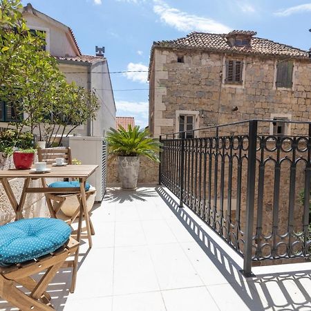 Apartment Coastal Villa Makarska Exteriör bild